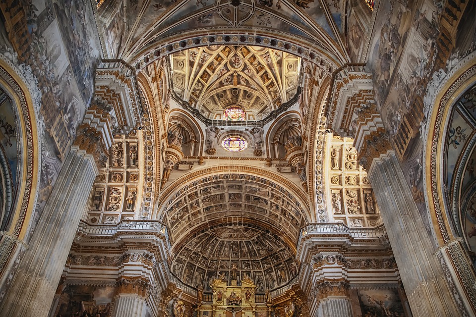 Adjetivo de Granada: Usos y ejemplos gramaticales