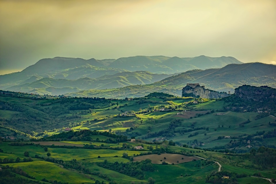 El Adjetivo de San Marino: Uso y Ejemplos para Conocer