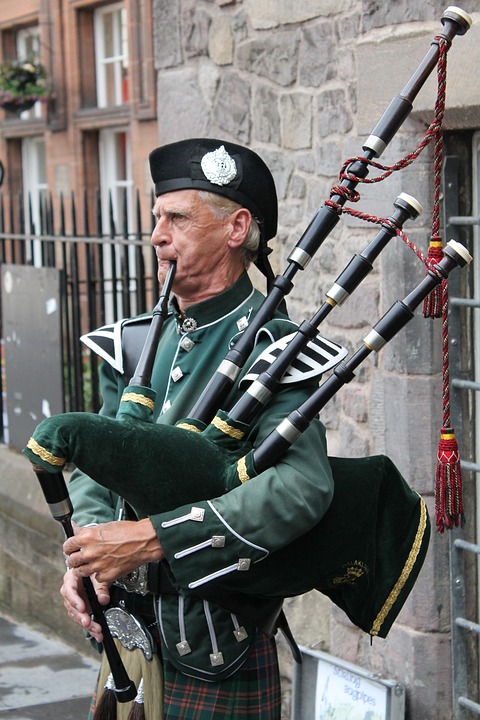 Descubre el adjetivo de Bagpipes: Ejemplos y usos